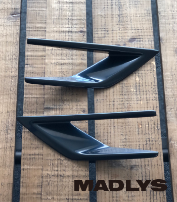 MADLYS フォグランプベゼルカバー　マットブラックペイント済み［後期型］ サムネイル2